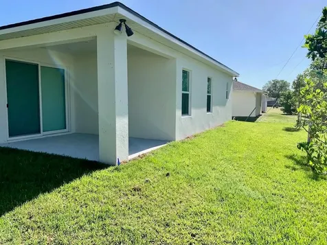 21475 Seaton Avenue Port Charlotte FL 33954