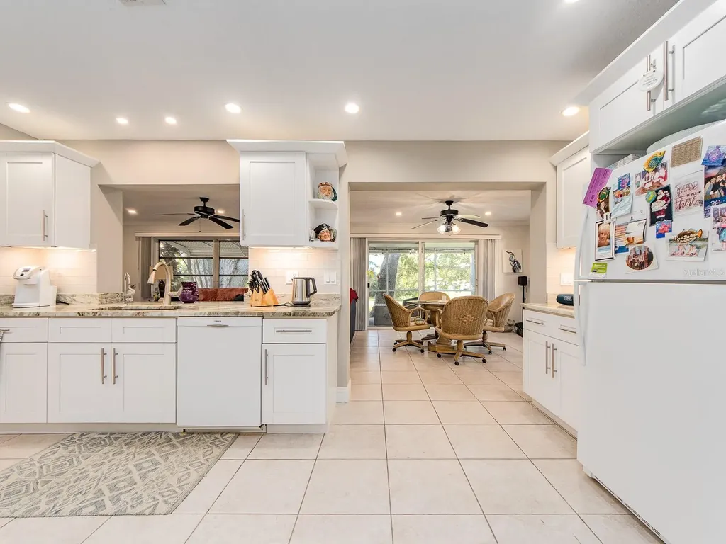9234 141st Street Seminole FL 33776