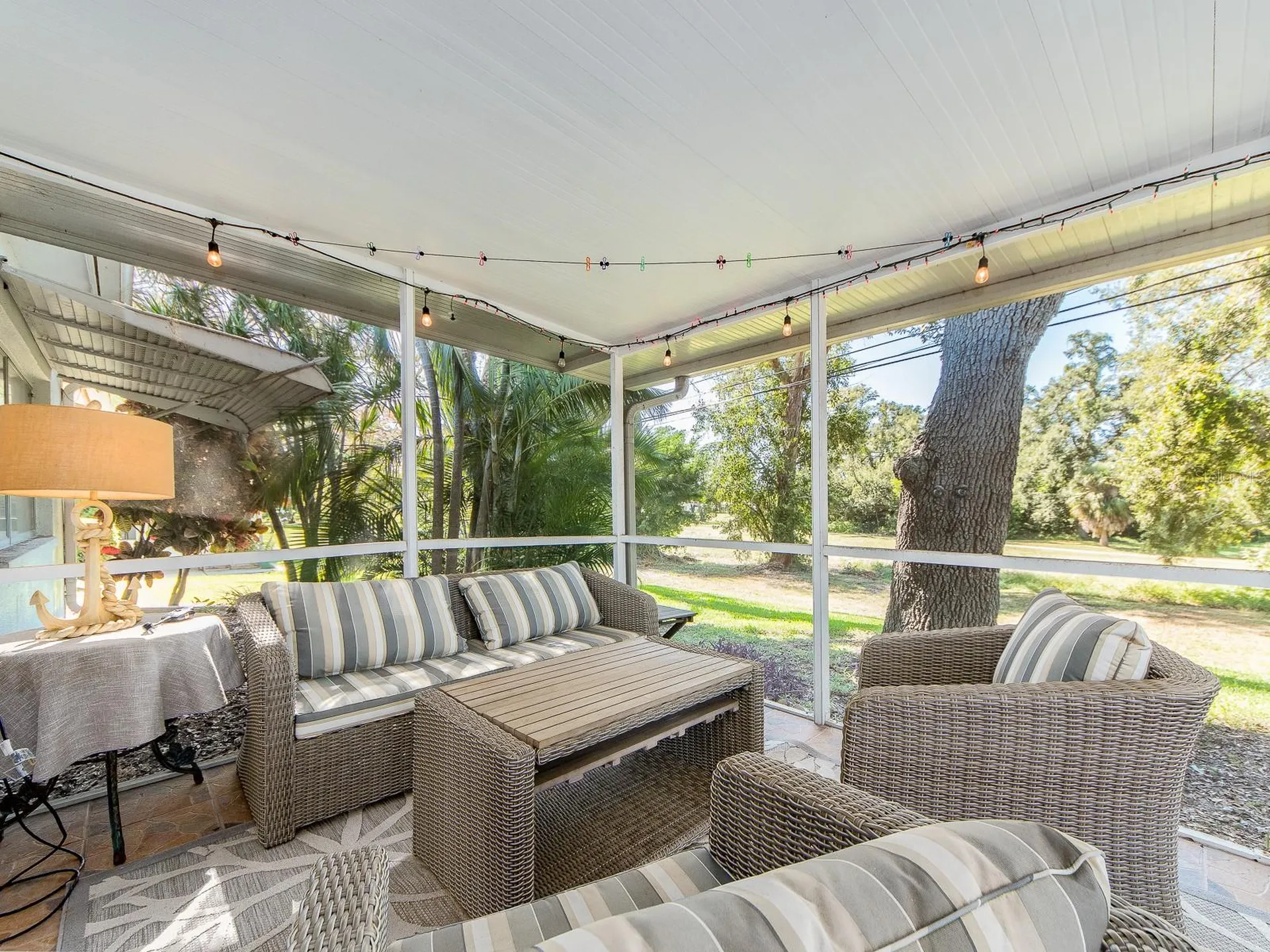 9234 141st Street Seminole FL 33776