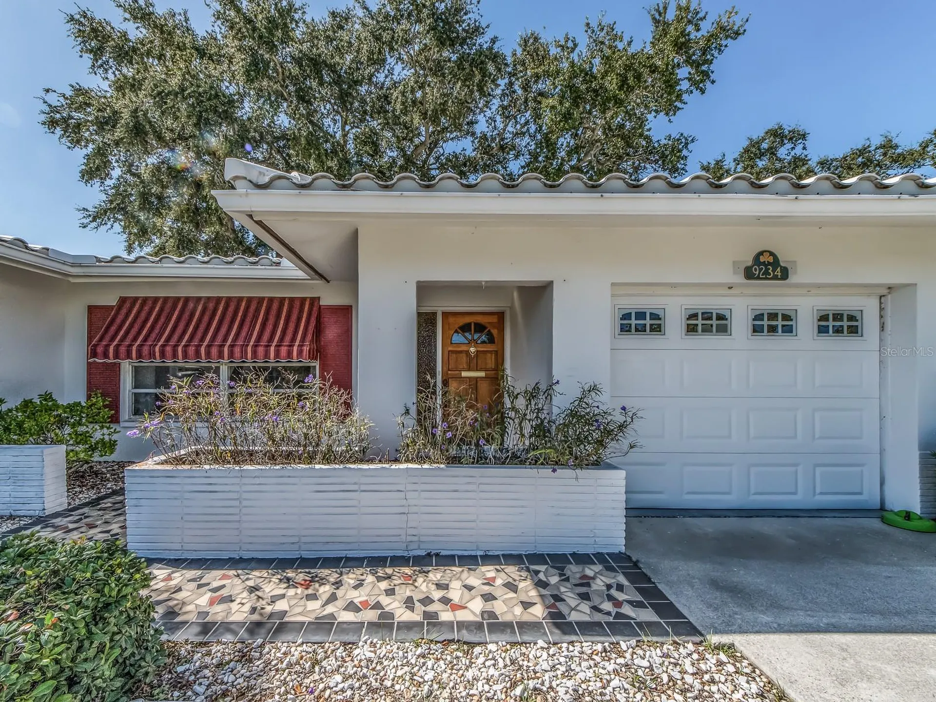 9234 141st Street Seminole FL 33776