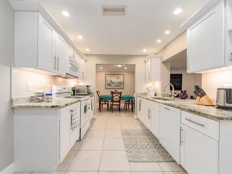 9234 141st Street Seminole FL 33776