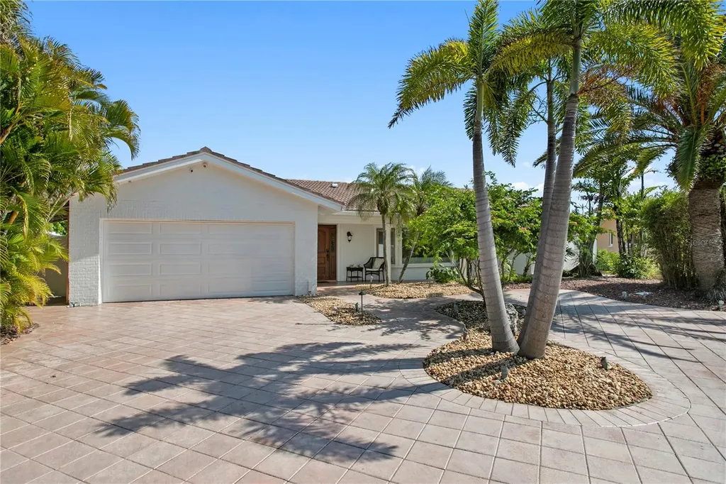 351 S Julia Circle St Pete Beach FL 33706