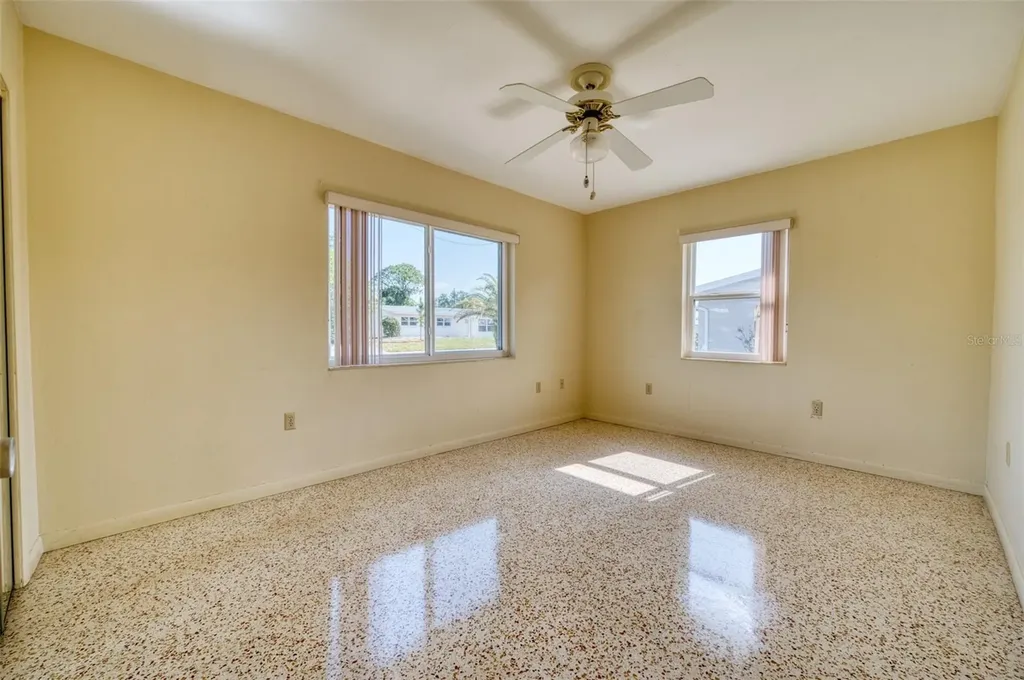 2632 Sunnyside Street Sarasota FL 34239