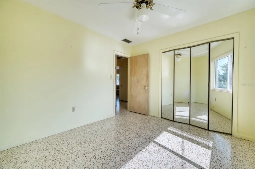 2632 Sunnyside Street Sarasota FL 34239