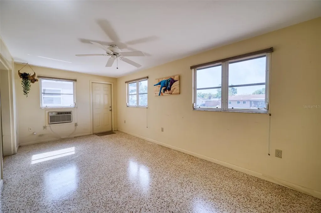 2632 Sunnyside Street Sarasota FL 34239