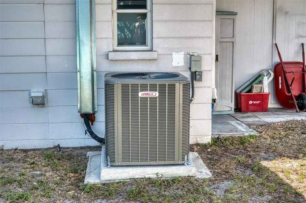 2632 Sunnyside Street Sarasota FL 34239