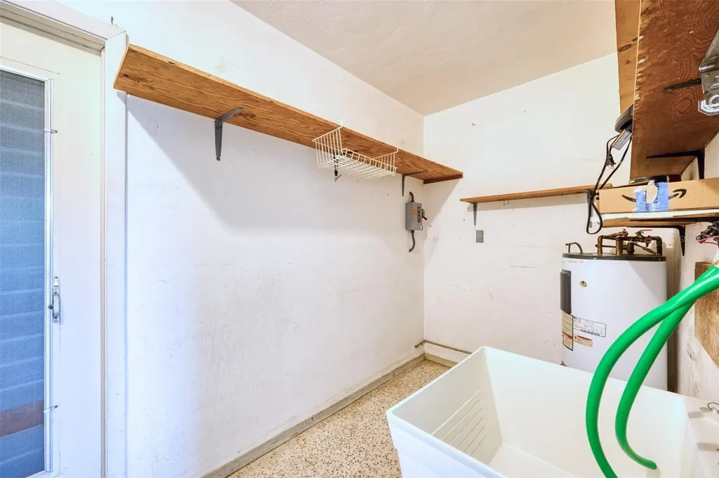 2632 Sunnyside Street Sarasota FL 34239
