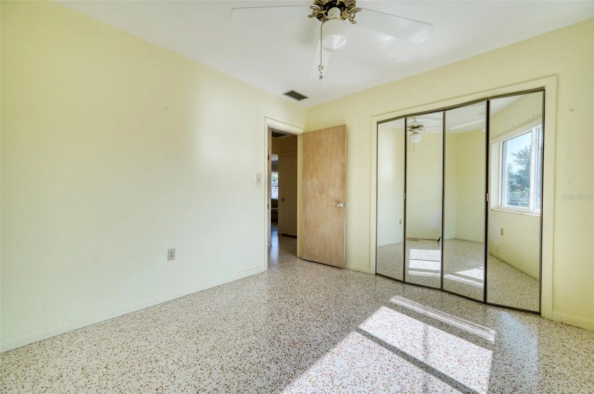 2632 Sunnyside Street Sarasota FL 34239
