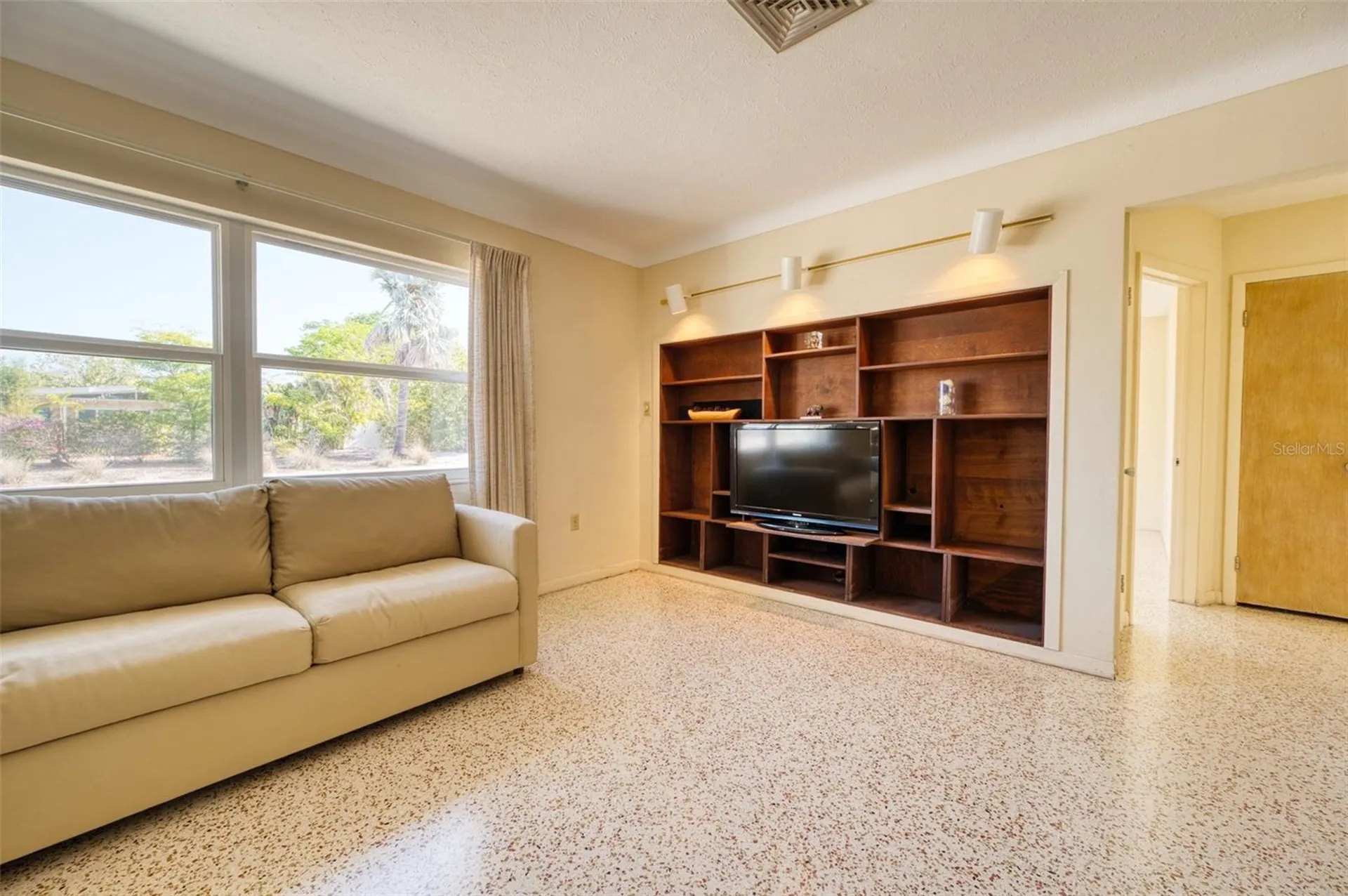 2632 Sunnyside Street Sarasota FL 34239