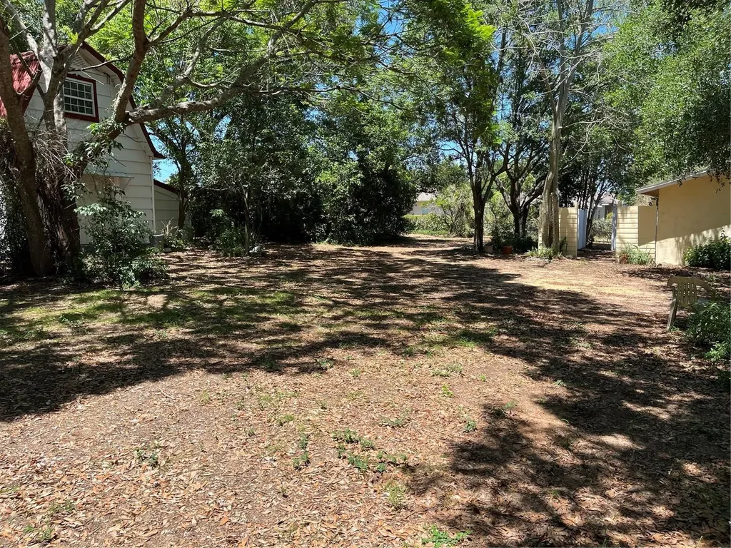 218 E Palmetto Street Davenport FL 33837