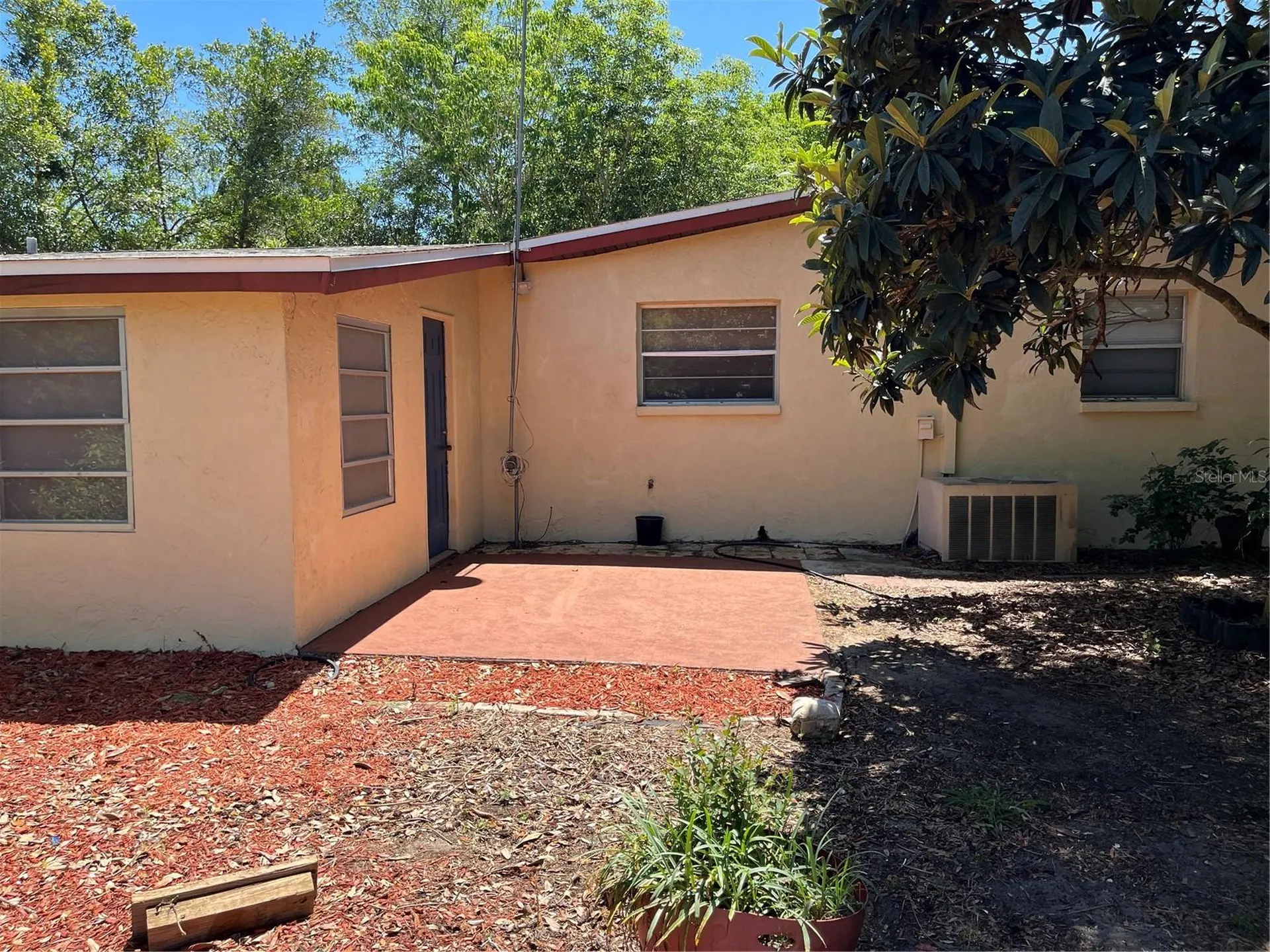 218 E Palmetto Street Davenport FL 33837