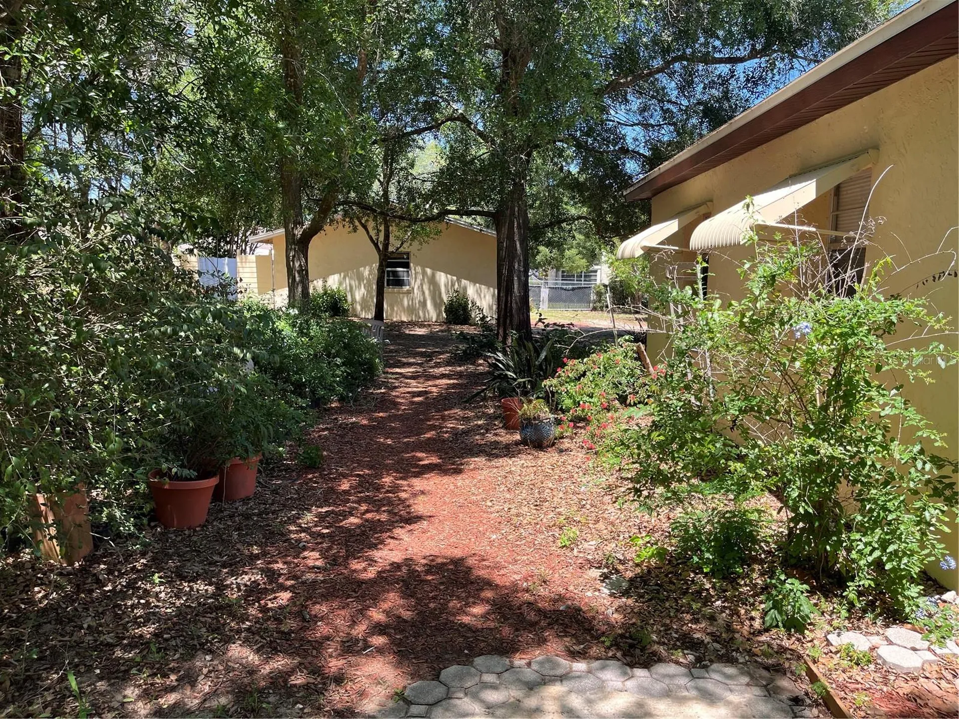218 E Palmetto Street Davenport FL 33837