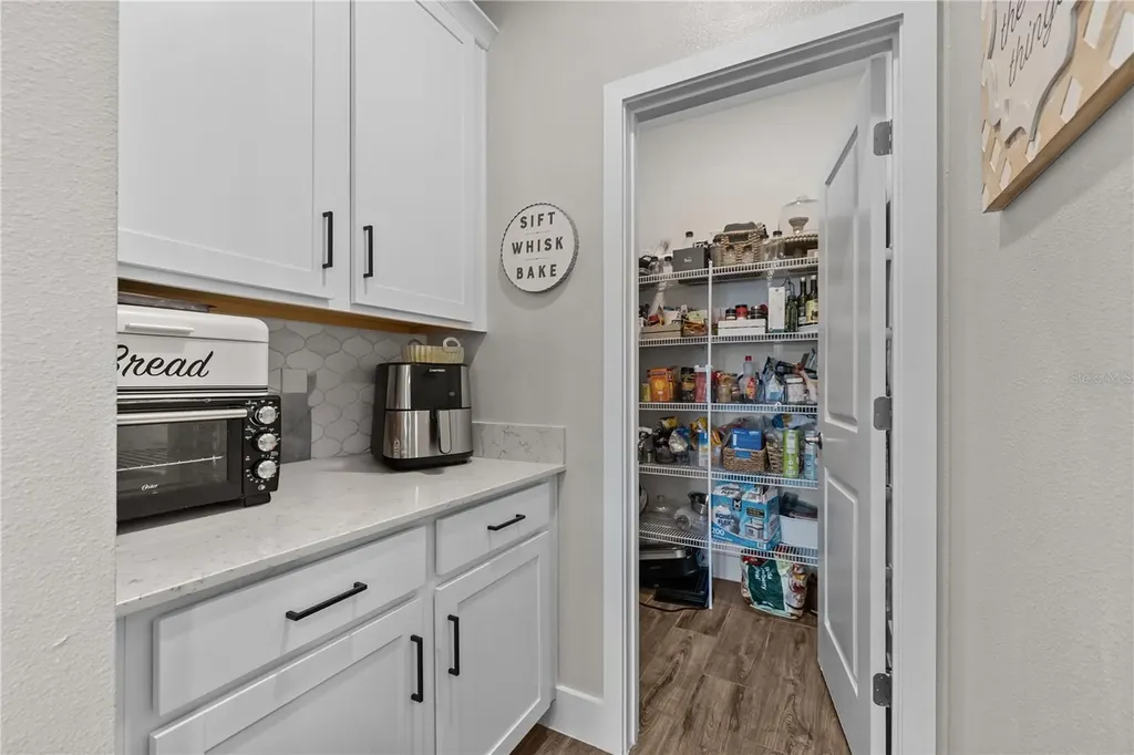 2735 Yellowhammer Way New Port Richey FL 34655