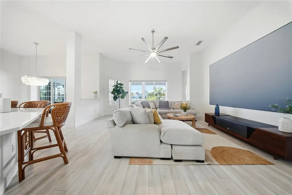 510 Mirabay Boulevard Apollo Beach FL 33572