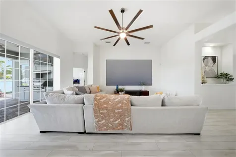 510 Mirabay Boulevard Apollo Beach FL 33572