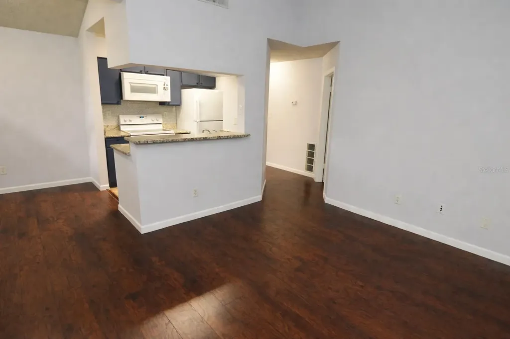 8635 Mallard Reserve Drive Tampa FL 33614