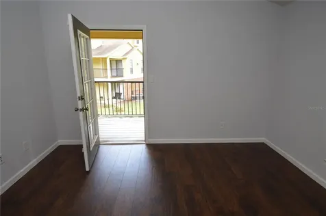 8635 Mallard Reserve Drive Tampa FL 33614