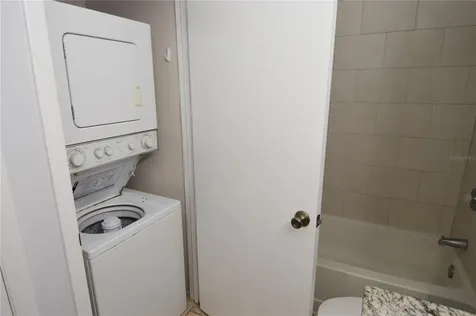 8635 Mallard Reserve Drive Tampa FL 33614