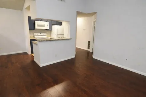 8635 Mallard Reserve Drive Tampa FL 33614