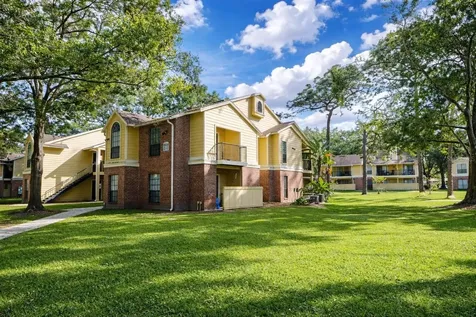 8635 Mallard Reserve Drive Tampa FL 33614