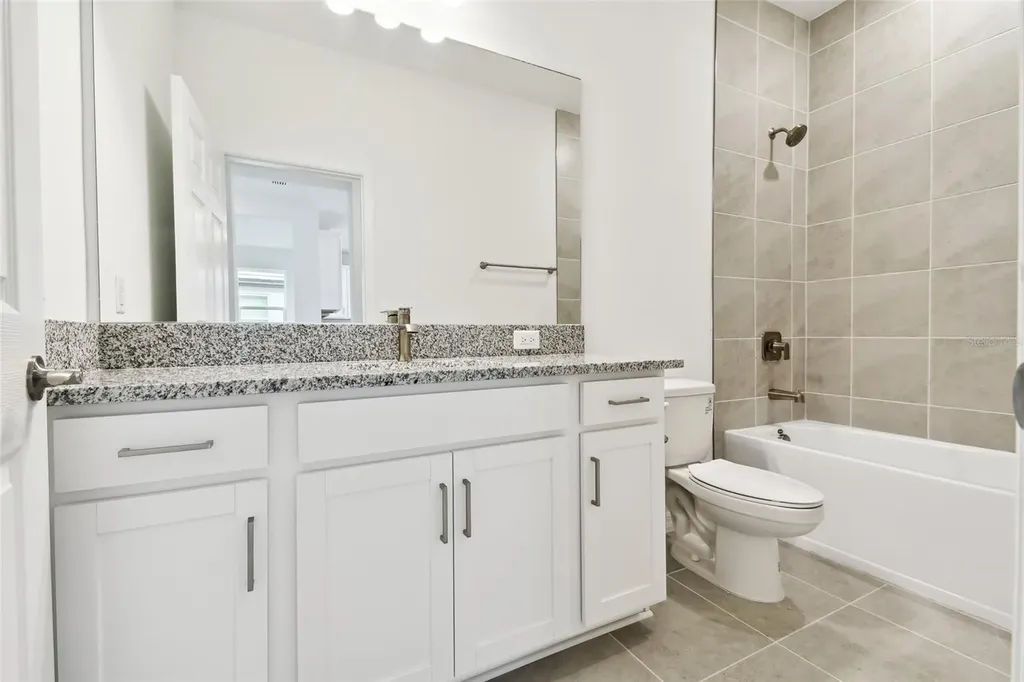 18185 Cherished Loop Lakewood Ranch FL 34211