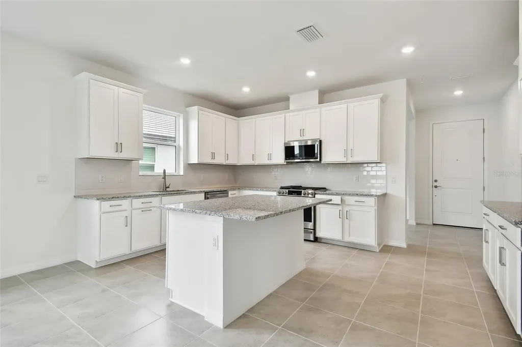 18185 Cherished Loop Lakewood Ranch FL 34211