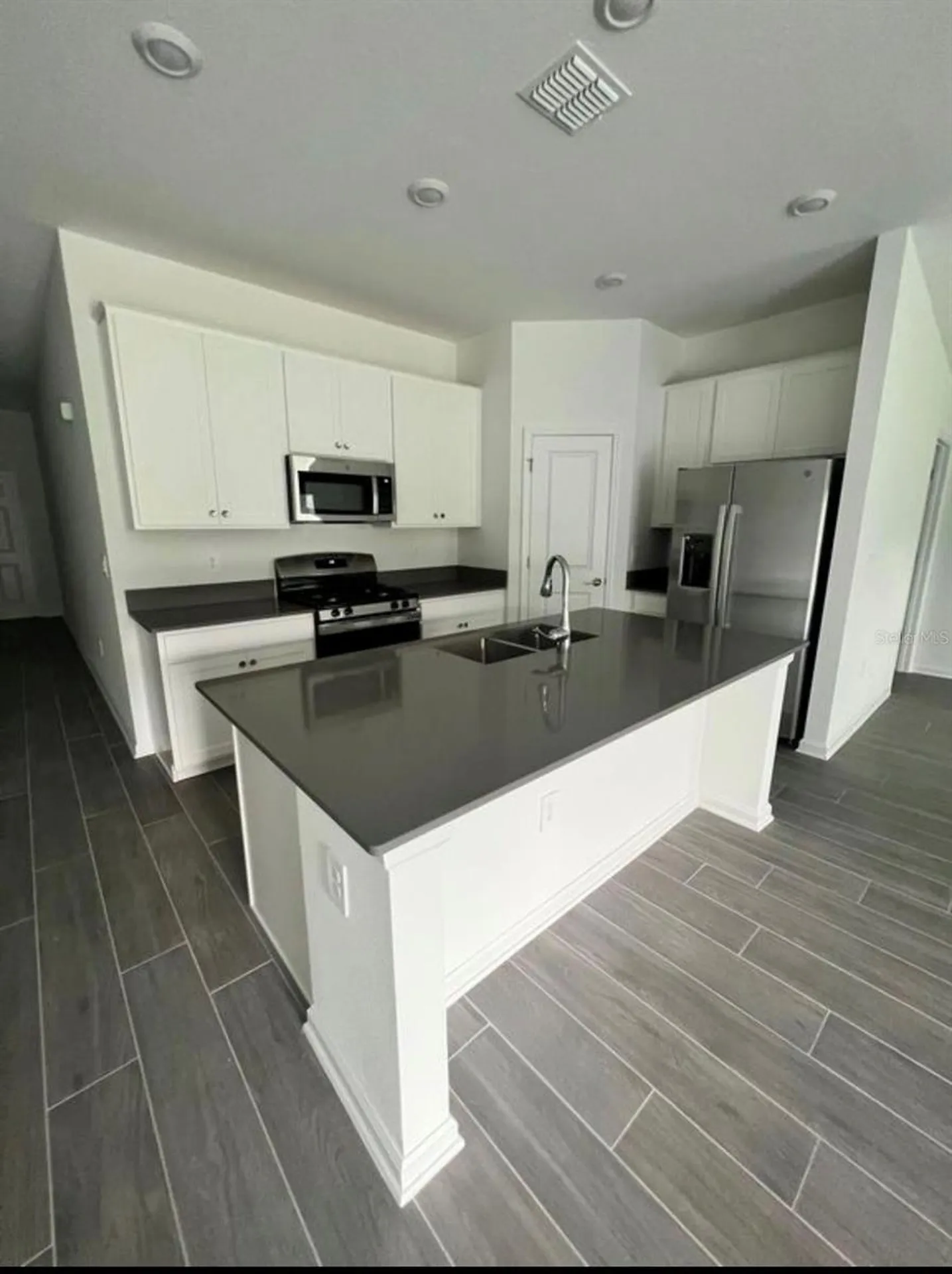 34000 Sky Blossom Circle Leesburg FL 34788
