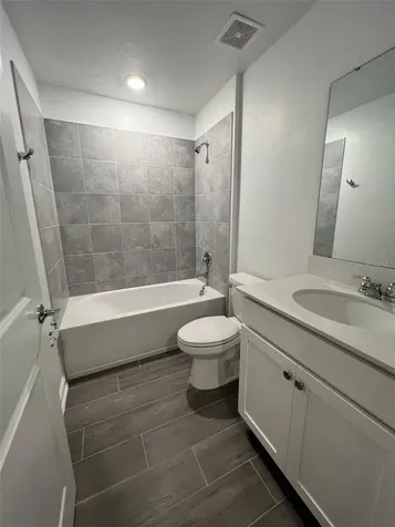 34000 Sky Blossom Circle Leesburg FL 34788