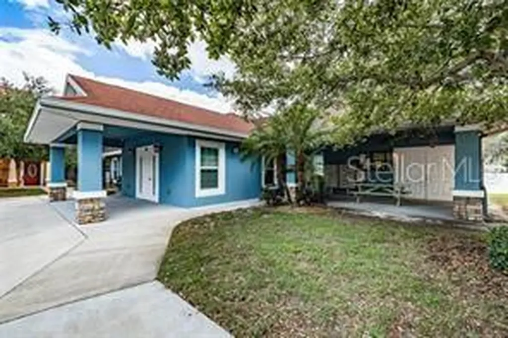 165 Alexander Woods Drive Plant City FL 33563
