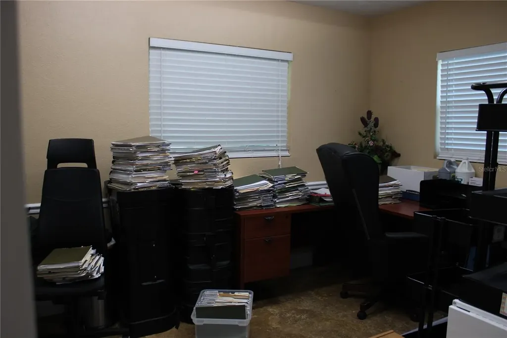 1505 Lakeview Road Clearwater FL 33756