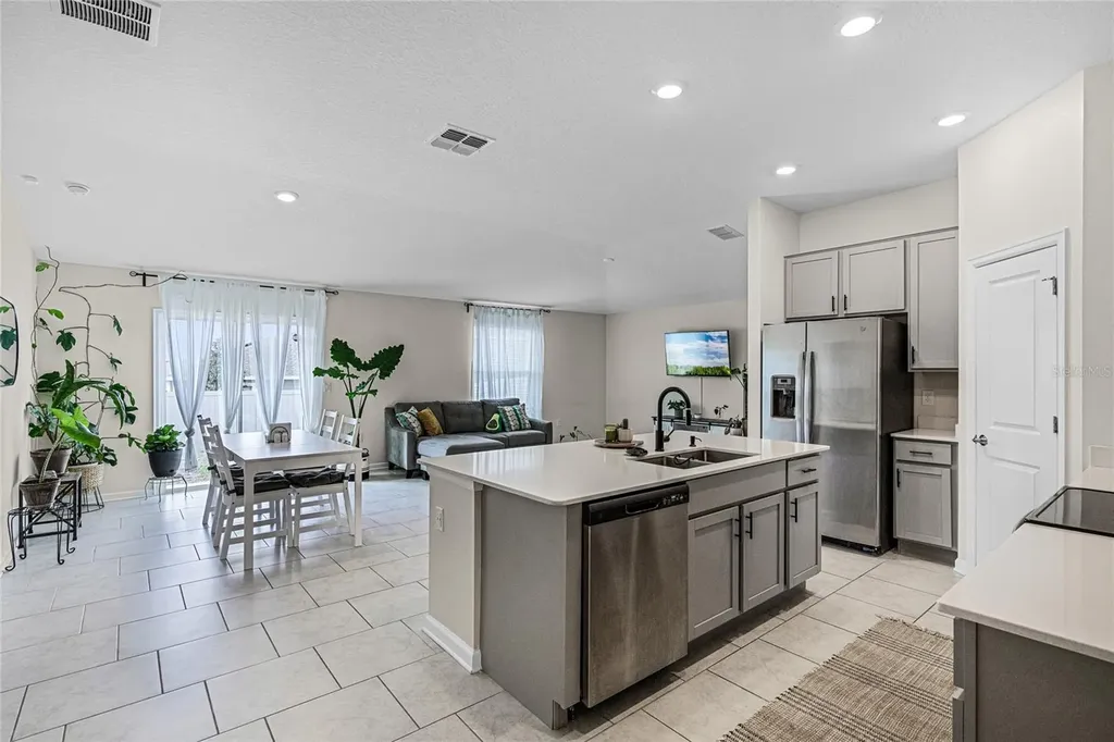 425 N Andrea Circle Haines City FL 33844