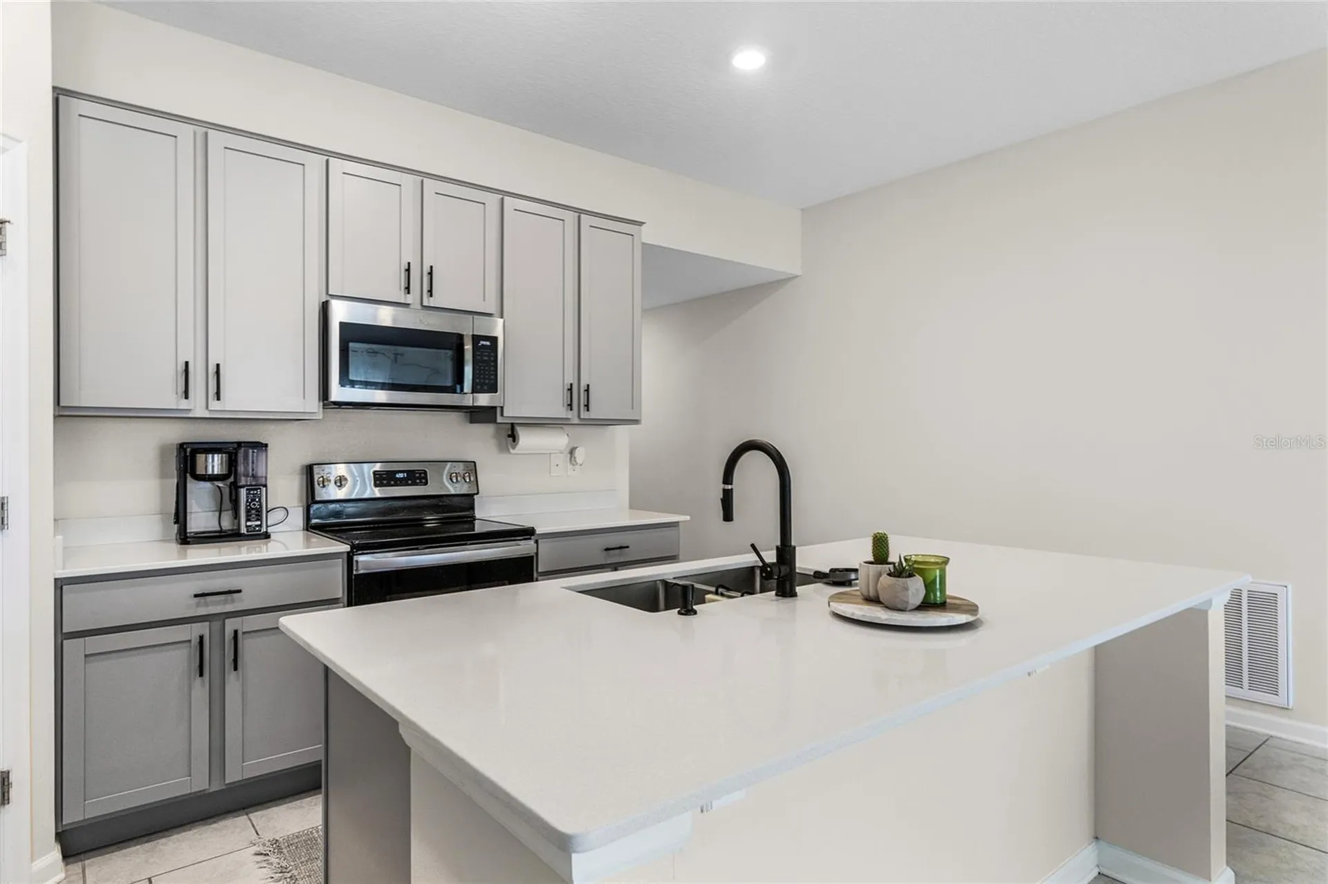 425 N Andrea Circle Haines City FL 33844