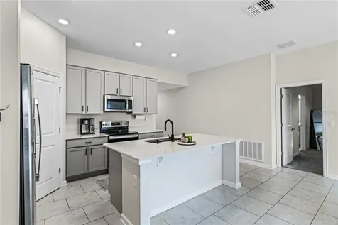425 N Andrea Circle Haines City FL 33844