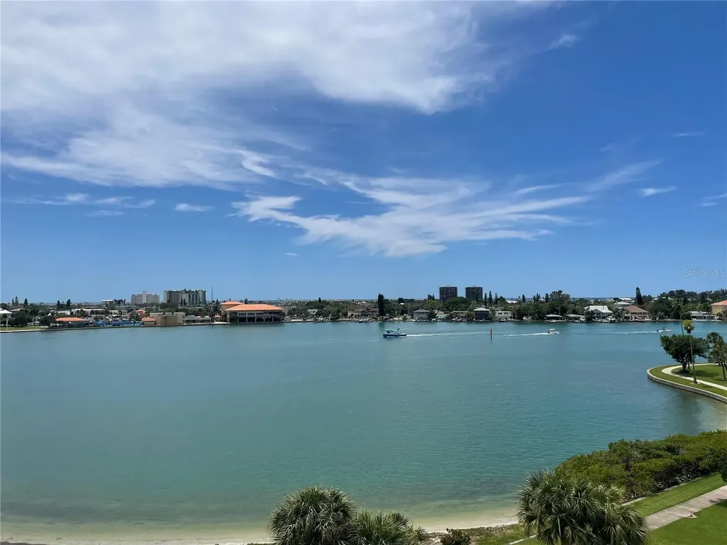 7872 Sailboat Key Blvd S Boulevard S South Pasadena FL 33707