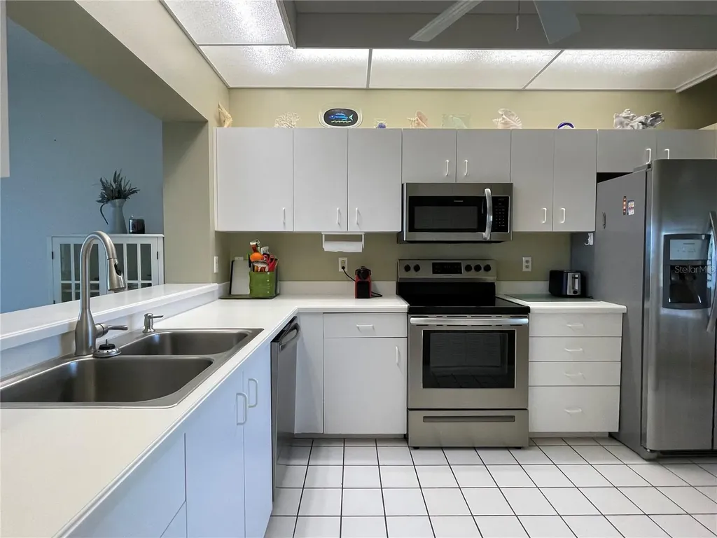 7872 Sailboat Key Blvd S Boulevard S South Pasadena FL 33707