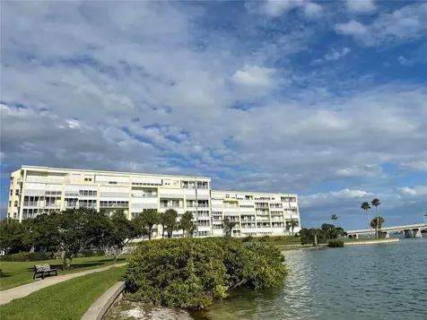 7872 Sailboat Key Boulevard S Boulevard S South Pasadena FL 33707