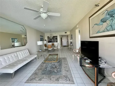 7872 Sailboat Key Blvd S Boulevard S South Pasadena FL 33707