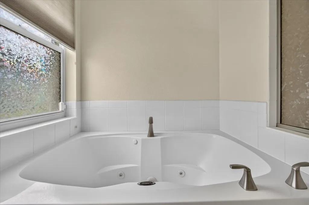 219 Bay Arbor Boulevard Oldsmar FL 34677