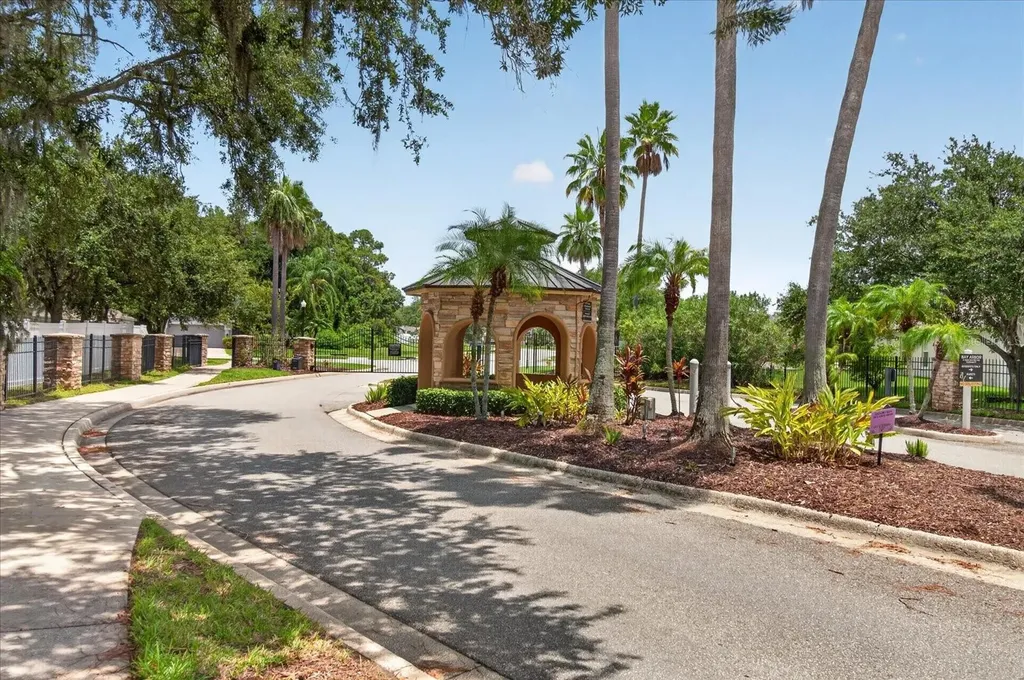 219 Bay Arbor Boulevard Oldsmar FL 34677
