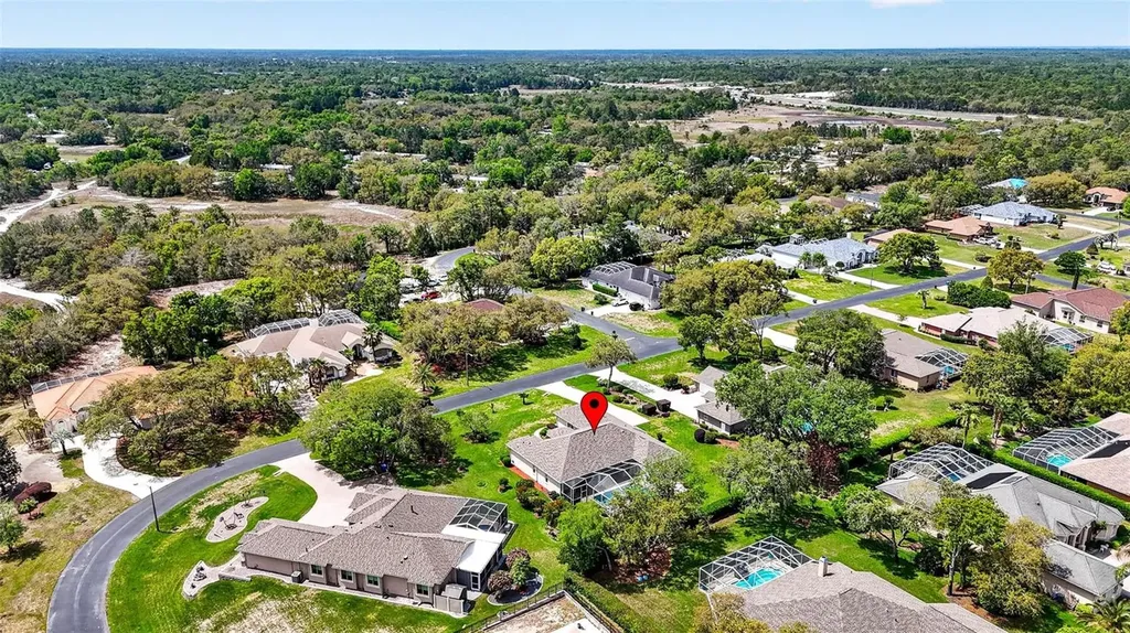 10211 Ridge Top Loop Weeki Wachee FL 34613