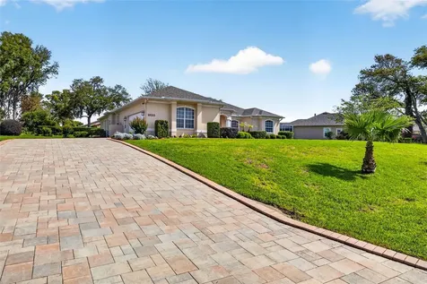 10211 Ridge Top Loop Weeki Wachee FL 34613
