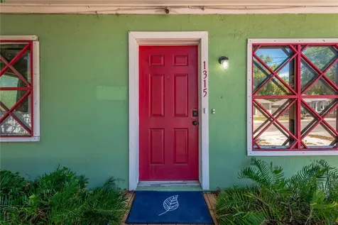 1315 E Osborne Avenue Tampa FL 33603