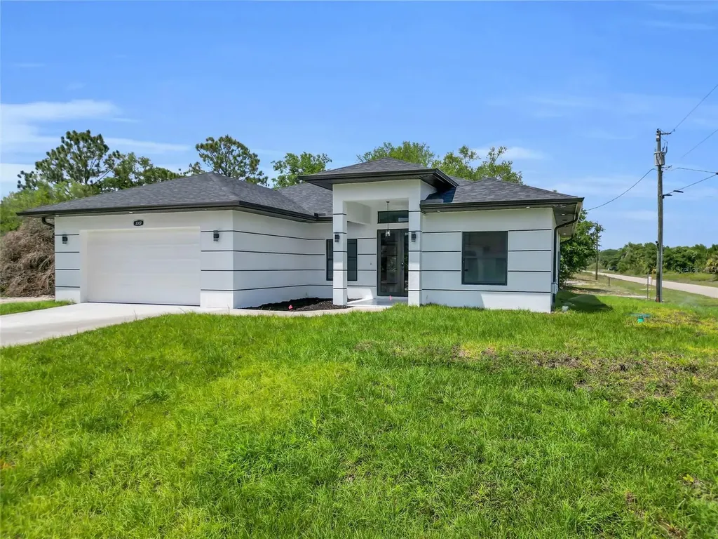 3307 E 17th Street Lehigh Acres FL 33972