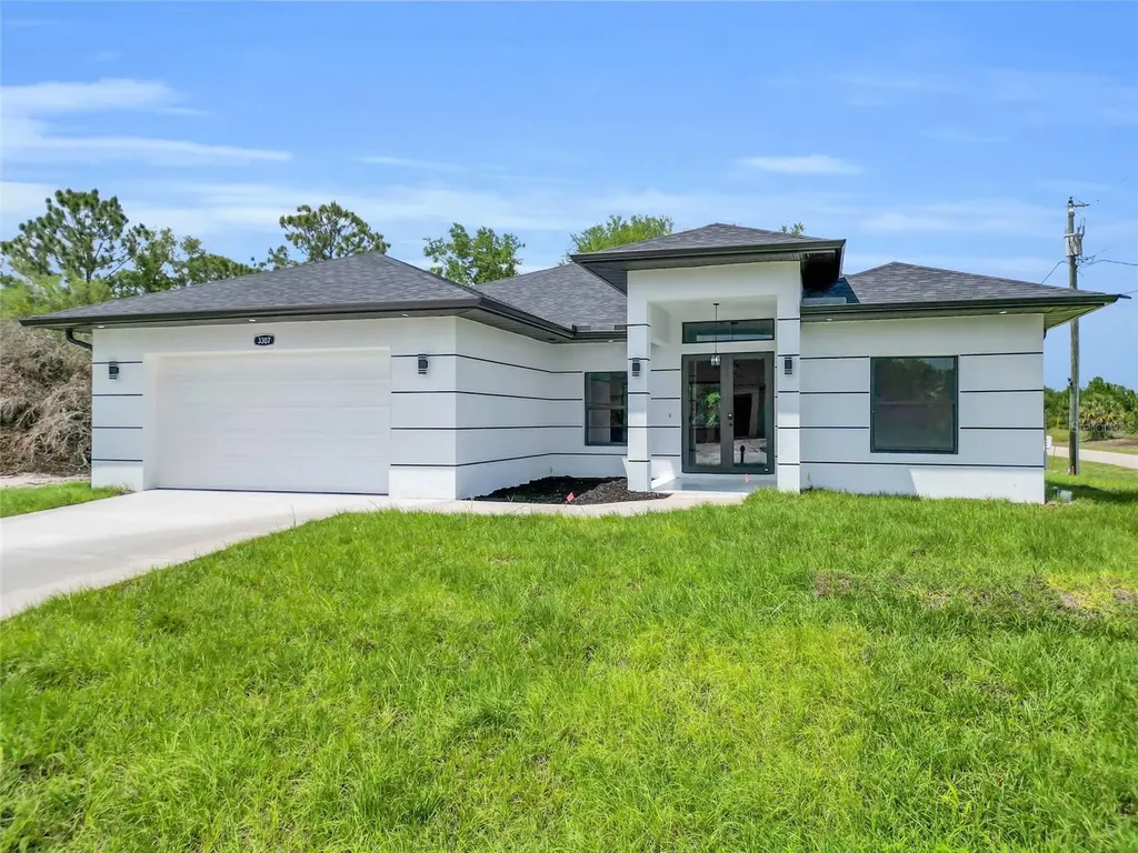 3307 E 17th Street Lehigh Acres FL 33972