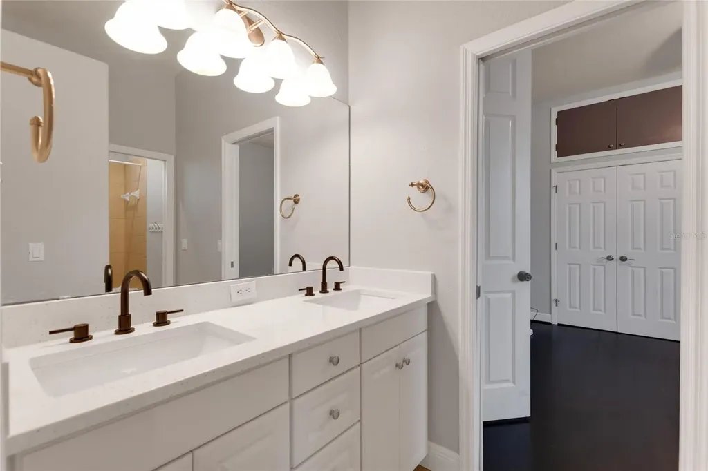 2687 Brookside Bluff Loop Lakeland FL 33813