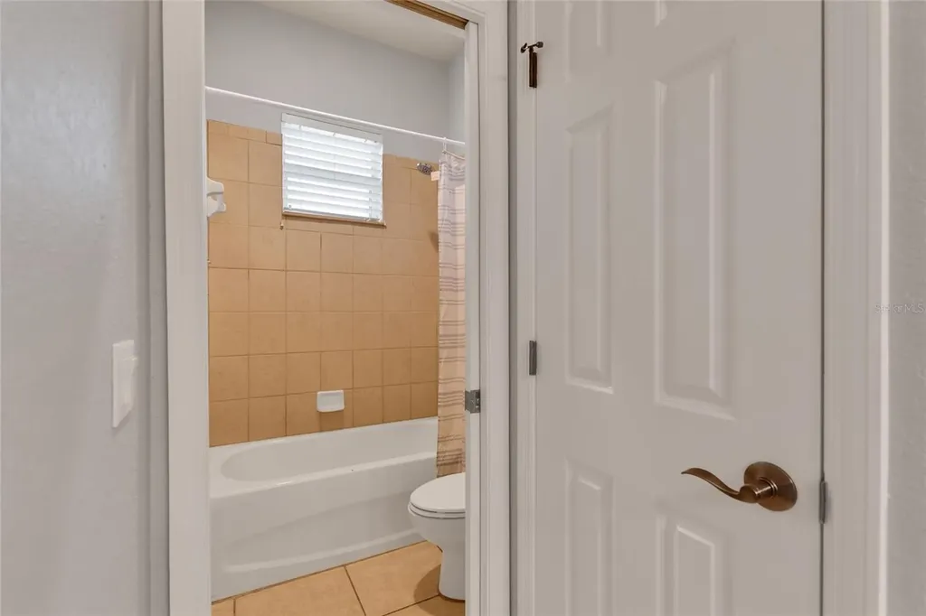2687 Brookside Bluff Loop Lakeland FL 33813