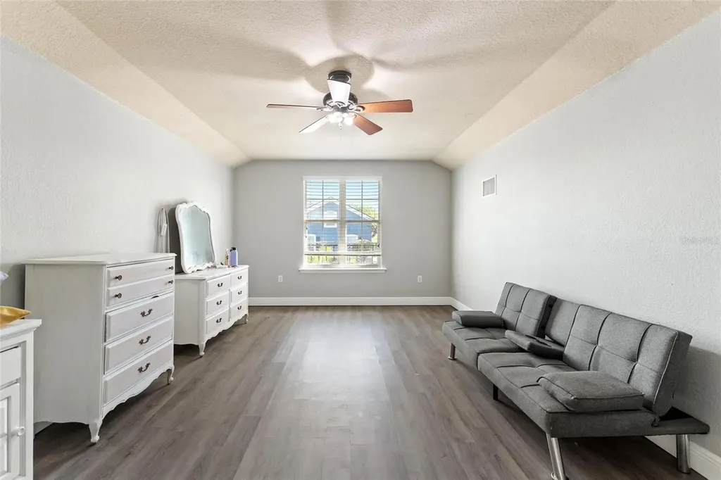 2687 Brookside Bluff Loop Lakeland FL 33813