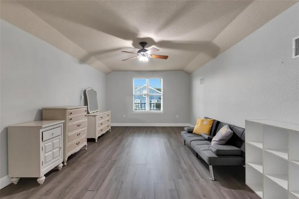 2687 Brookside Bluff Loop Lakeland FL 33813