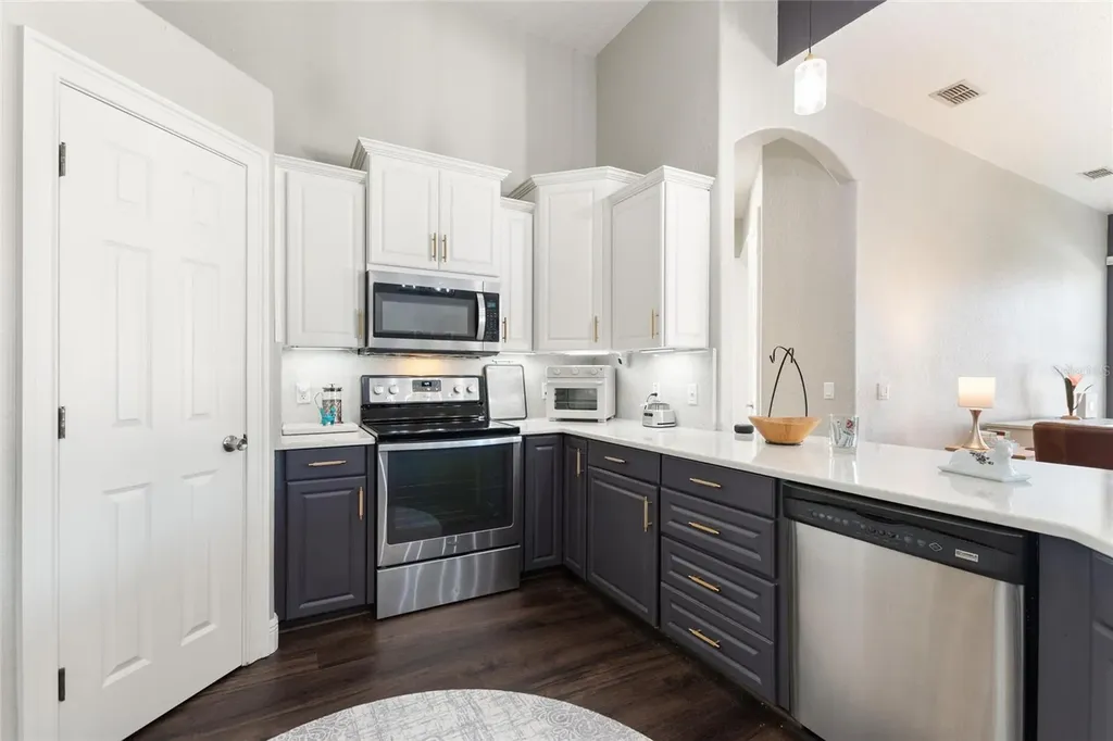 2687 Brookside Bluff Loop Lakeland FL 33813