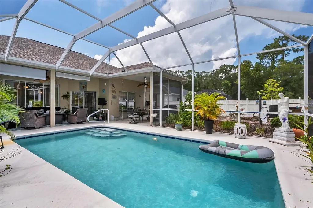 2 Willoughby Place Palm Coast FL 32164